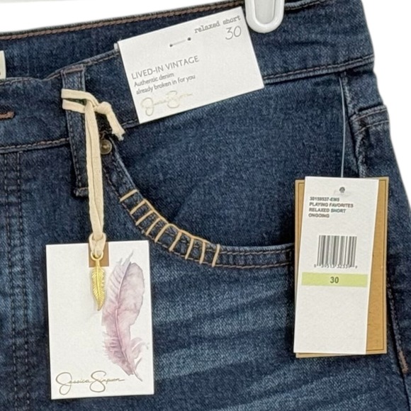 Jessica Simpson Womens Stretch Lived-In Vintage Relaxed Denim Shorts Size 30 NWT - Picture 3 of 12